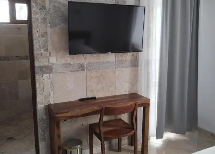 D Hotel Mineralni Bani